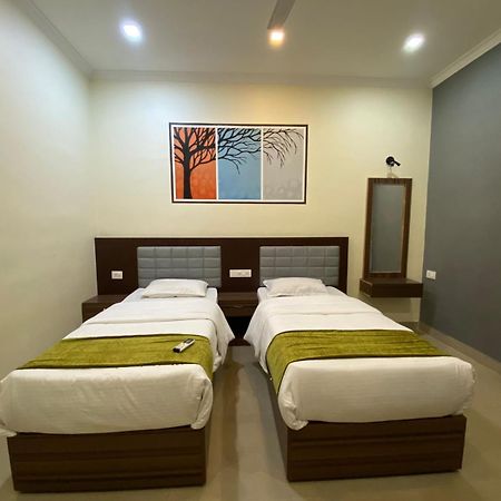 Отель Muziris Manor Residency Коччи Экстерьер фото
