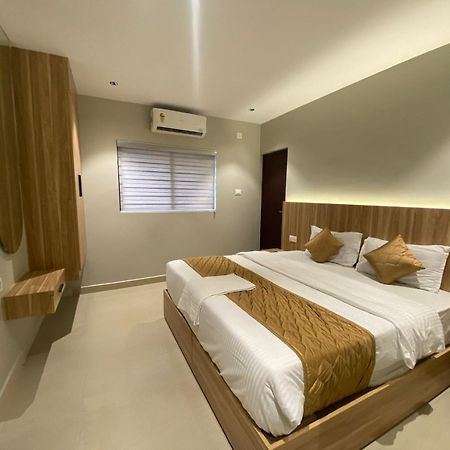 Отель Muziris Manor Residency Коччи Экстерьер фото